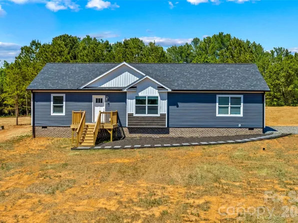 6028 Bridges St, Catawba, NC 28609