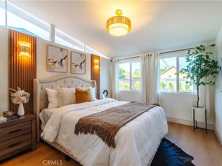 236 Mission Dr — Photo 12