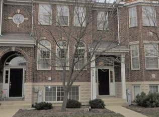 554 Prestwick Ln, Wheeling, IL 60090