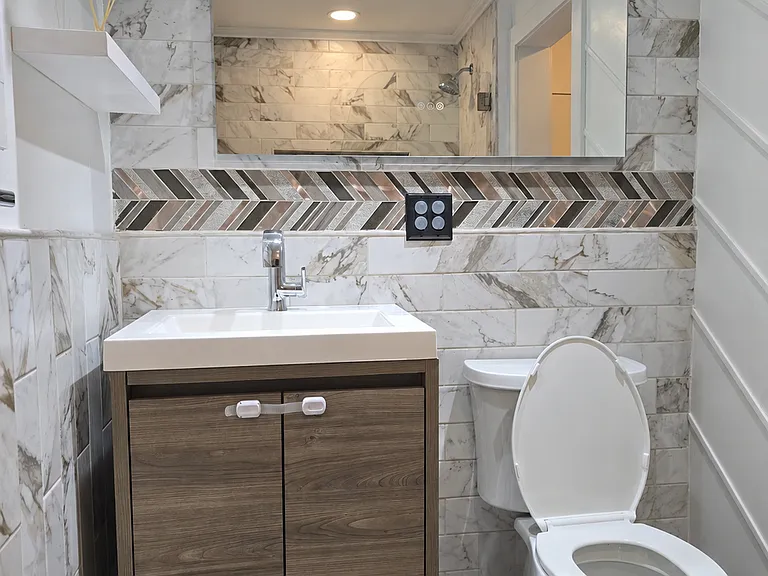 2226 John F Kennedy Blvd #1 — Photo 4