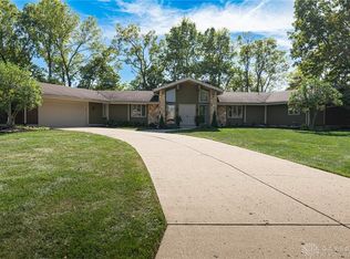 1208 Hidden Oaks Dr, Dayton, OH 45459