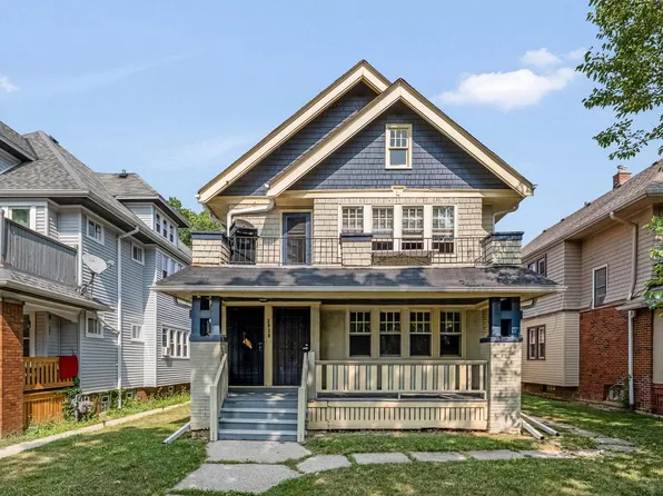 2828 N 49th STREET #2830, Milwaukee, WI 53210