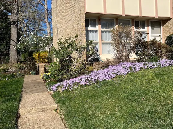 4431 Briarwood Ct S, Annandale, VA 22003