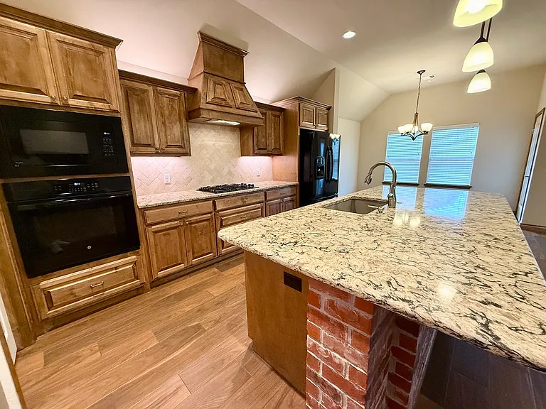 706 Sedona Dr — Photo 8