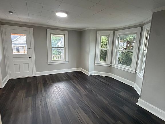 5th image of 82 Brookside Ave #2