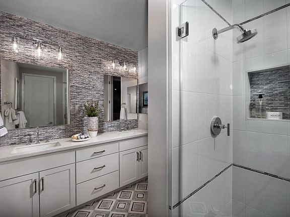 5th image of 13103 Sepulveda Cir