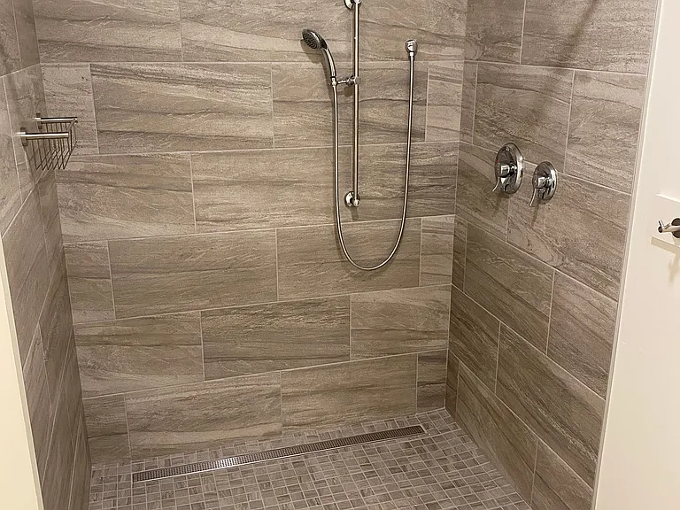 The Rise at Cambrian Rise — Photo 25