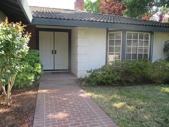 2nd image of 8421 Conover Dr