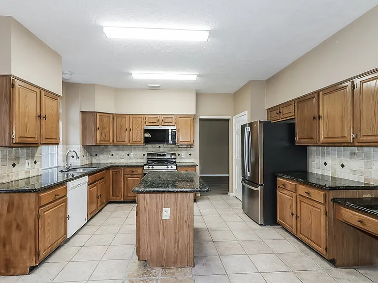 11423 Willow Field Dr — Photo 8