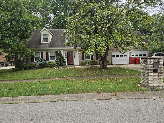 3rd image of 913 Stoney Creek Dr