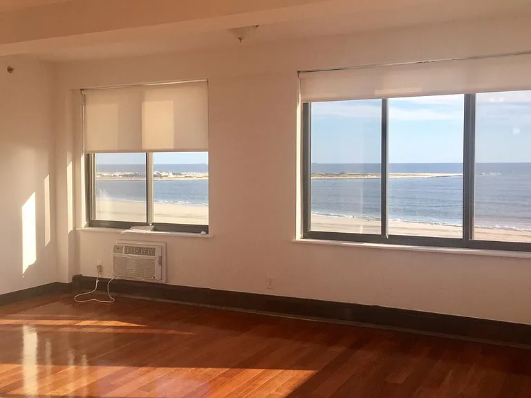 Beach 26th St — Photo 3