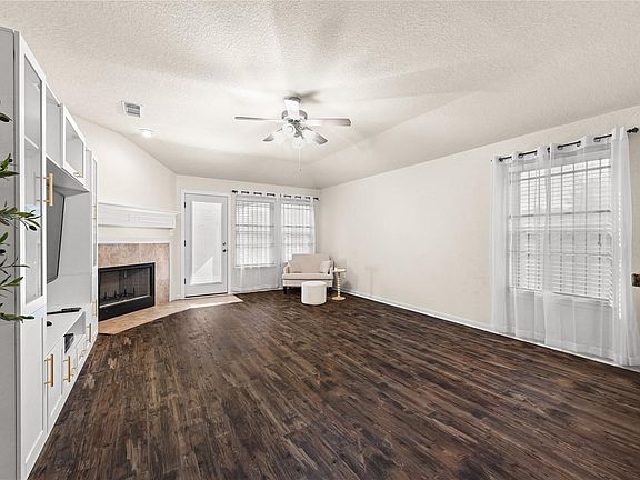5th image of 9707 Misty Vine Ct