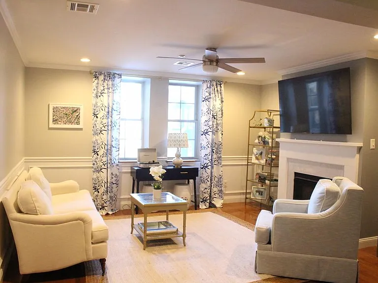 7 Mount Hope Ave — Photo 1