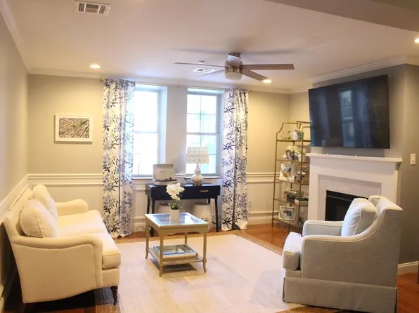 7 Mount Hope Ave, Providence, RI 02906