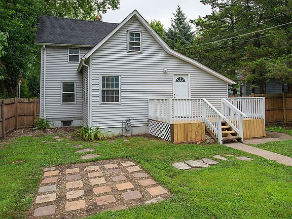 4th image of 3004 Edina Blvd