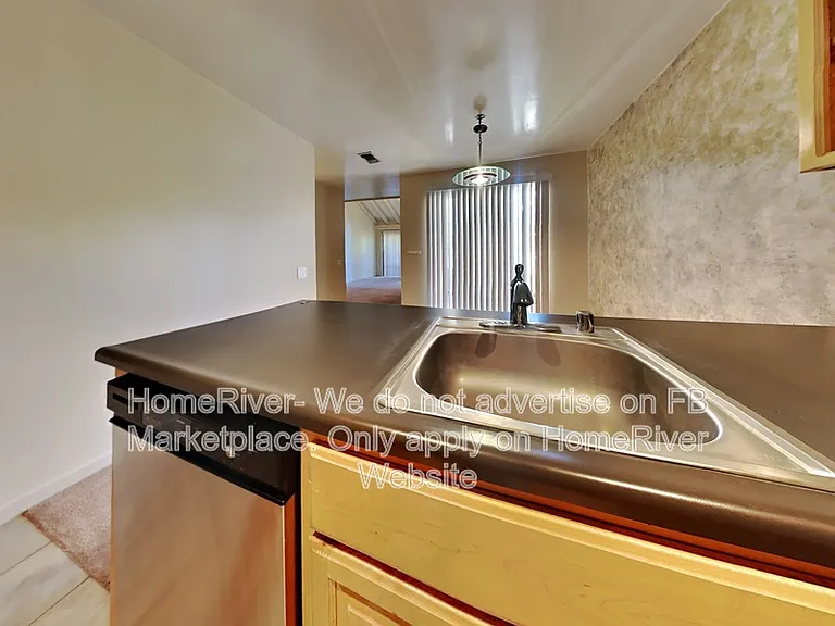 2270 Woodside Ln #6 — Photo 7