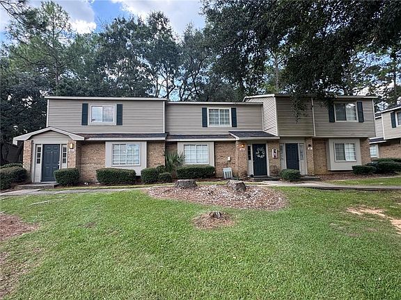 2nd image of 6701 Dickens Ferry Rd APT 80