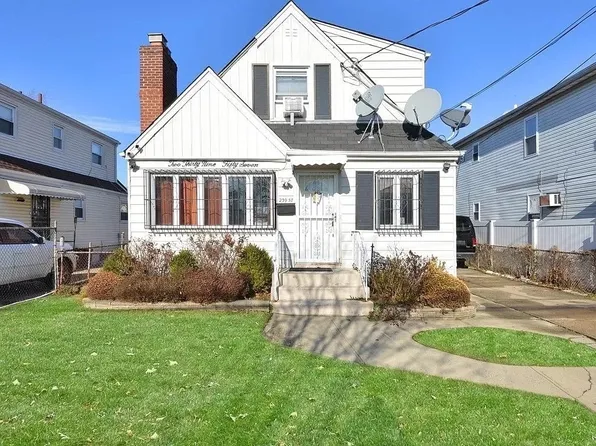 23957 148th Rd, Rosedale, NY 11422