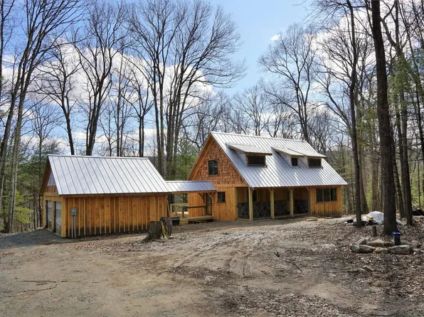 49 Hawk Ridge Ct, Glen Spey, NY 12737