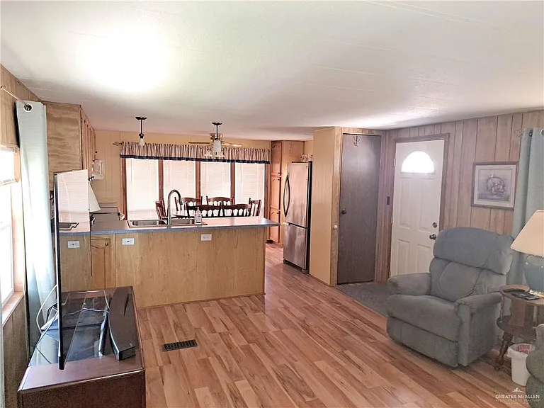 402 Cory Dr #B-10 — Photo 19