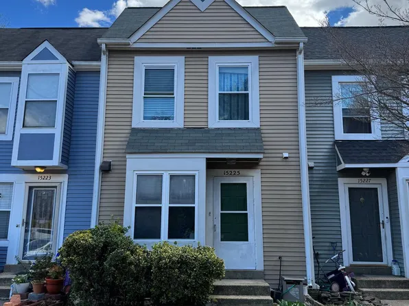 15225 Valley Stream Dr, Woodbridge, VA 22191