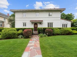 610 Doremus Ave, Glen Rock, NJ 07452