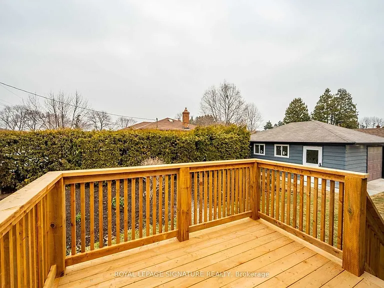771 Wesley St — Photo 17