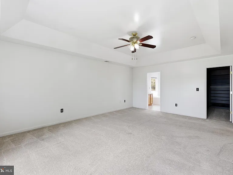 2917 Markhams Grant Dr — Photo 30