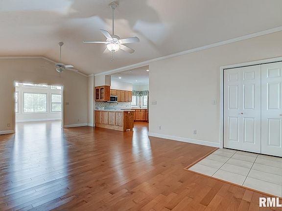 3rd image of 4750 Mansion Rd