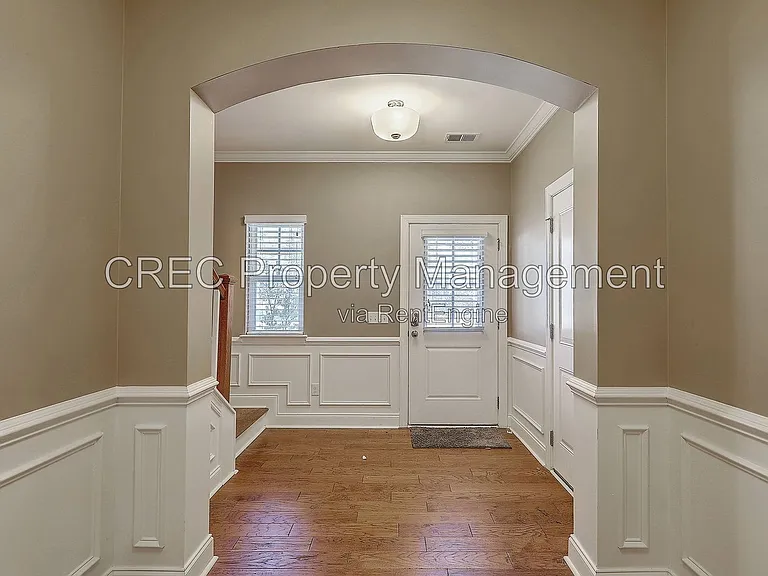 1157 Leary St — Photo 3