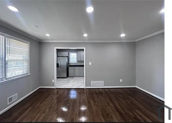 3 bed, $2,500 — Photo 3