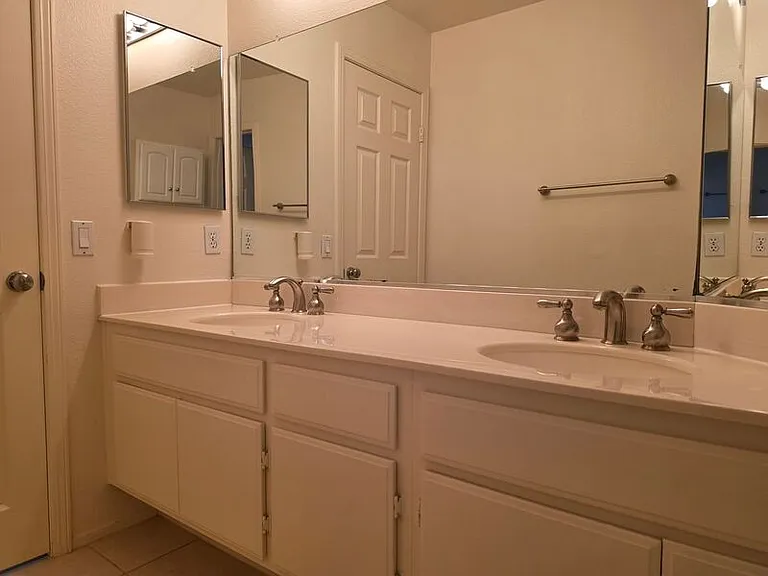 24581 Rue De Gauguin — Photo 47