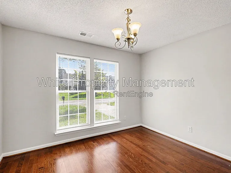 1716 Starling Ct — Photo 4