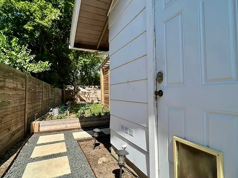 5126 Meadow Creek Dr — Photo 27