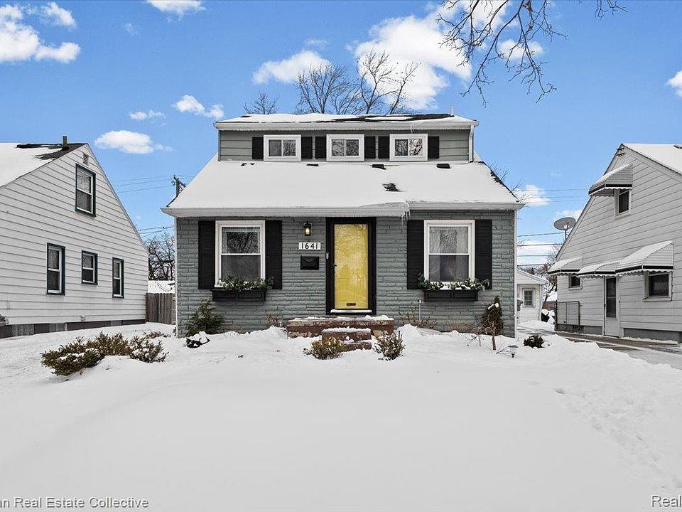 1st image of 1641 Woodward Hts