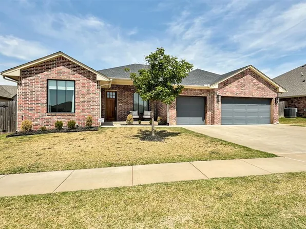 4305 NW 153rd St, Edmond, OK 73013