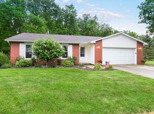 709 Timothy Cir, Charleston, IL 61920