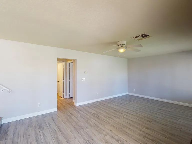 2570 Quail Wood Ct — Photo 15