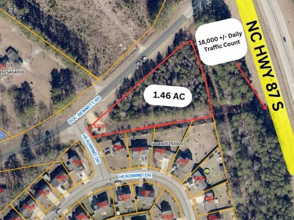 5208 Doc Bennett Rd, Fayetteville, NC 28306