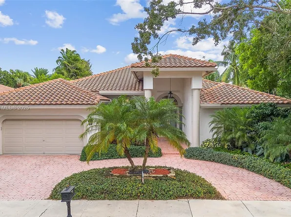 2734 Oakbrook Dr, Weston, FL 33332