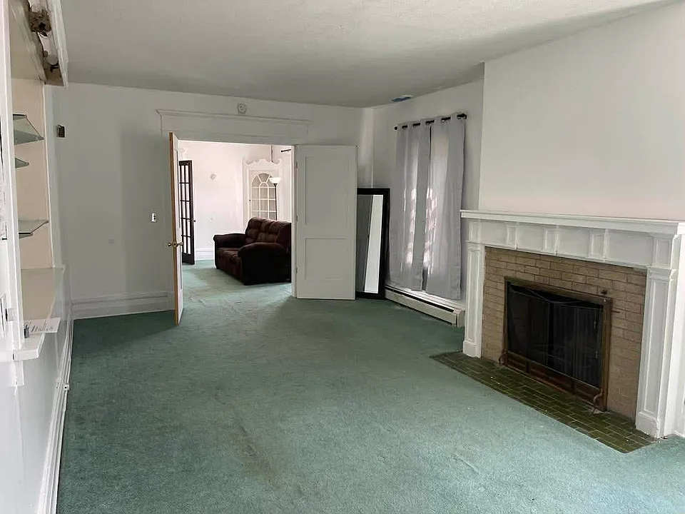 17 White St