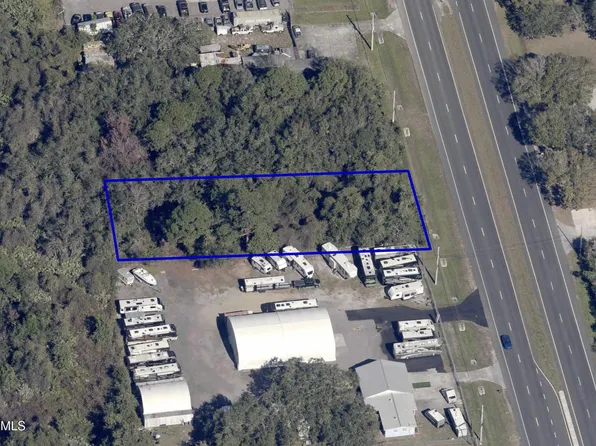 2 N Courtenay Pkwy, Merritt Island, FL 32953