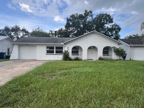 3655 Dellefield St, New Port Richey, FL 34655