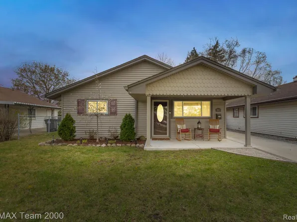 8003 Roosevelt St, Taylor, MI 48180