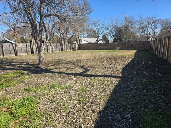 Lexington Rd, Elgin, TX 78621