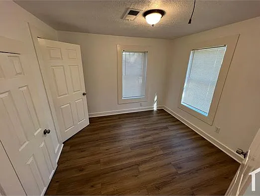 1860 Forsythe St — Photo 11