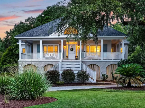 51 Shearwater Ct., Georgetown, SC 29440