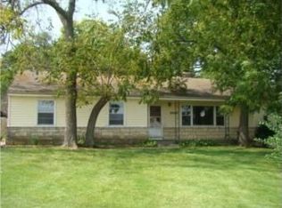 5910 Roeland Dr, Mission, KS 66205