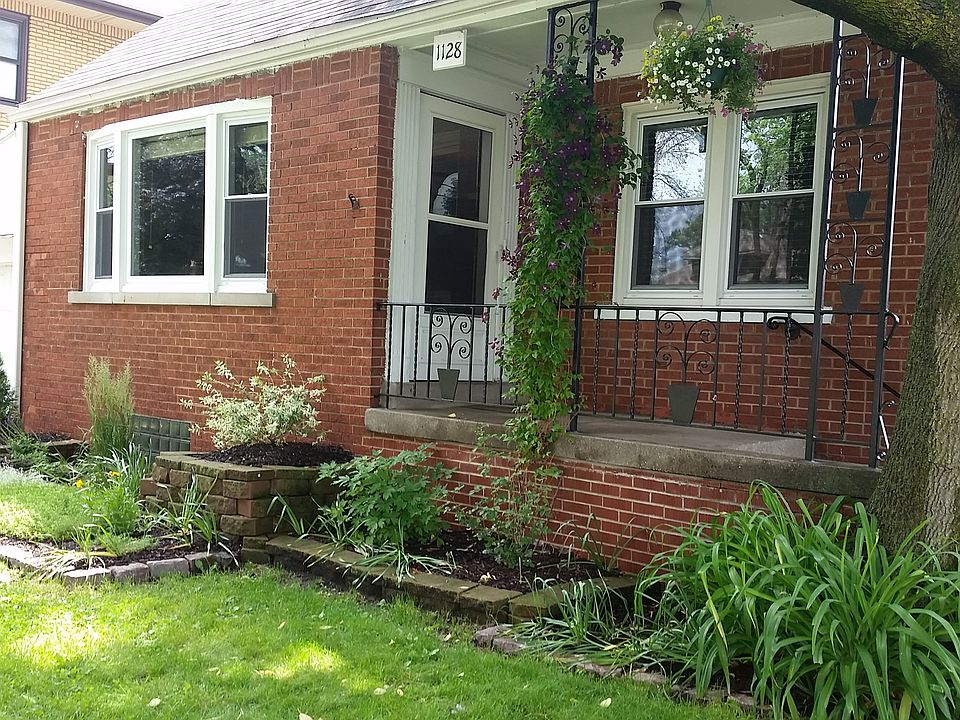 1st image of 1128 N 6th Ave