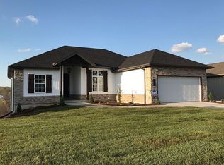 1601 E Fairwind, Ozark, MO 65721